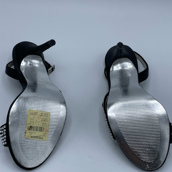 Live from the Red Carpet Women’s Heels - Picture 3 of 5